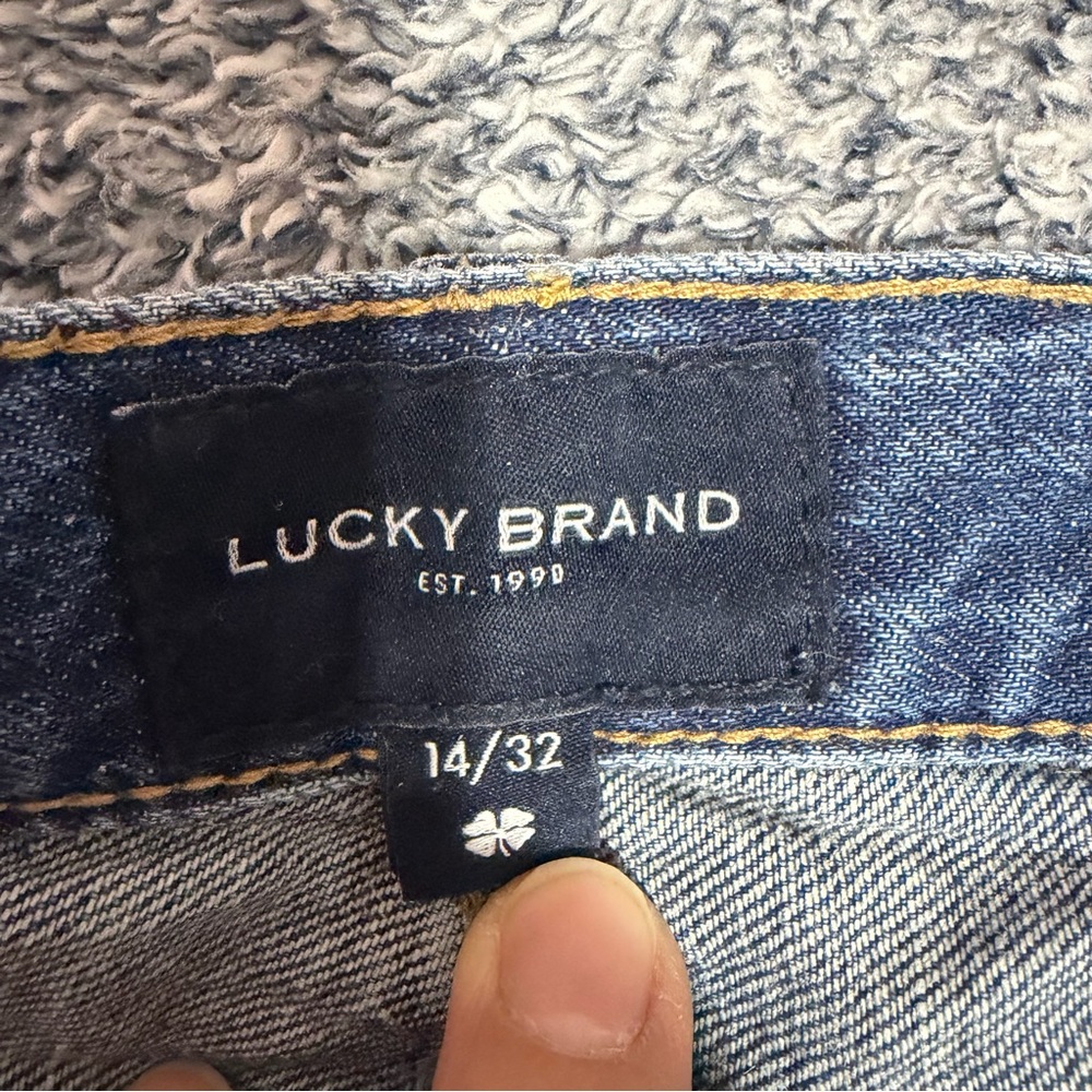 Lucky Brand Est.1990 Blue Jean Shorts with Lace Detail - Picture 6 of 11